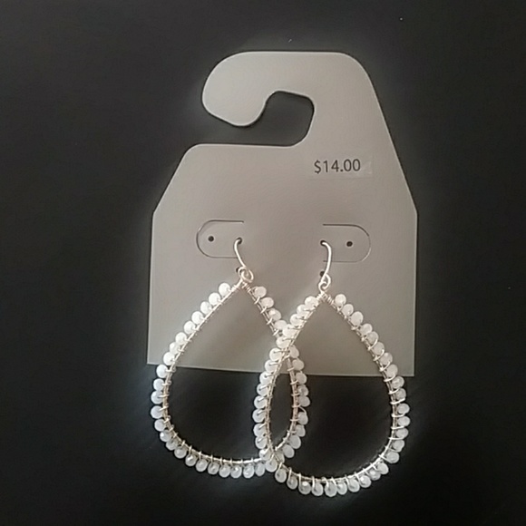 Earring - Picture 2 of 2